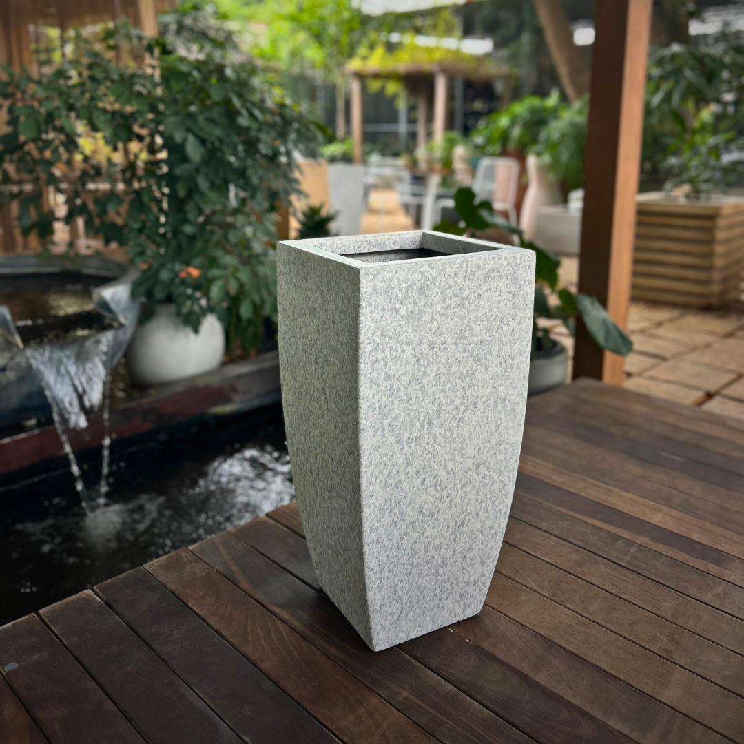 Planter 020