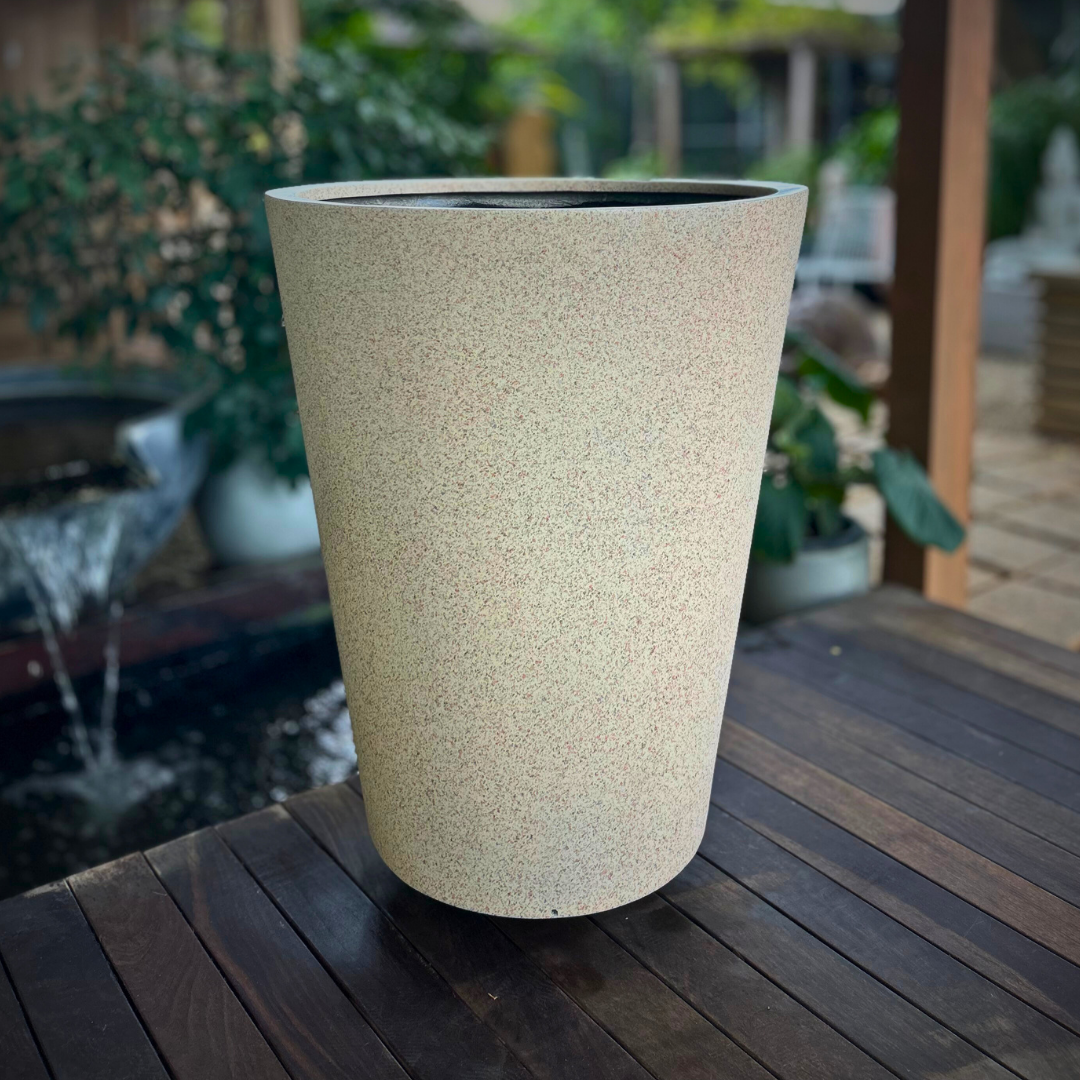 Planter 116