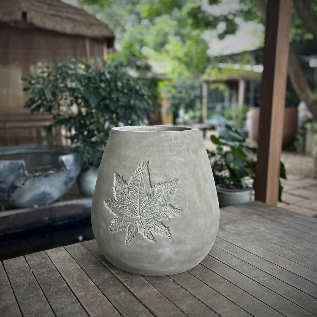 Planter 132