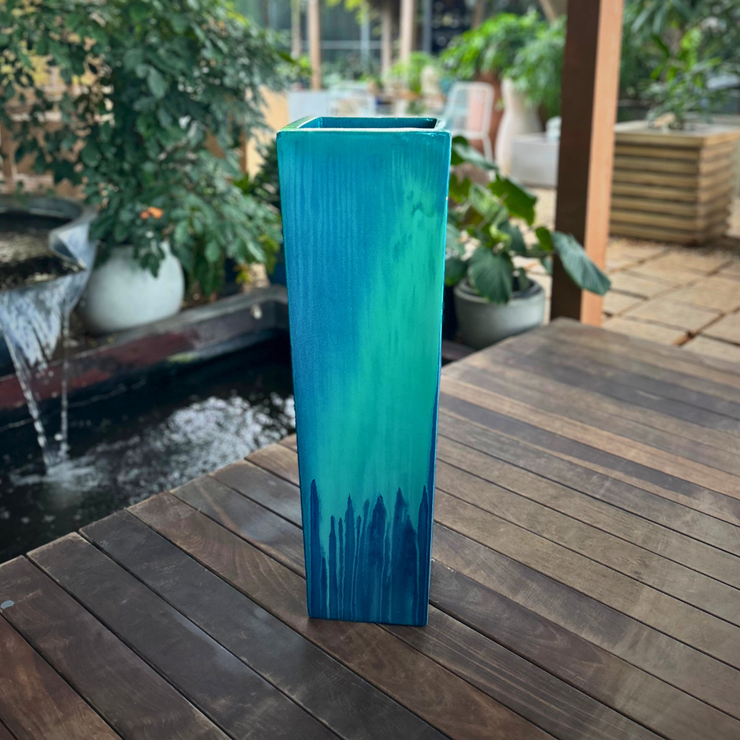 Planter 011