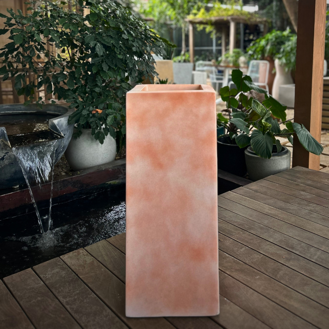 Planter 017