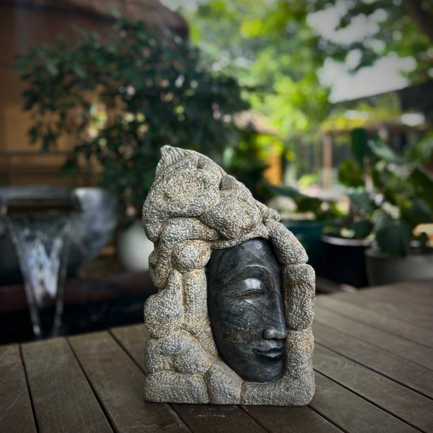 Resting Face Stone Sculpture Type 2