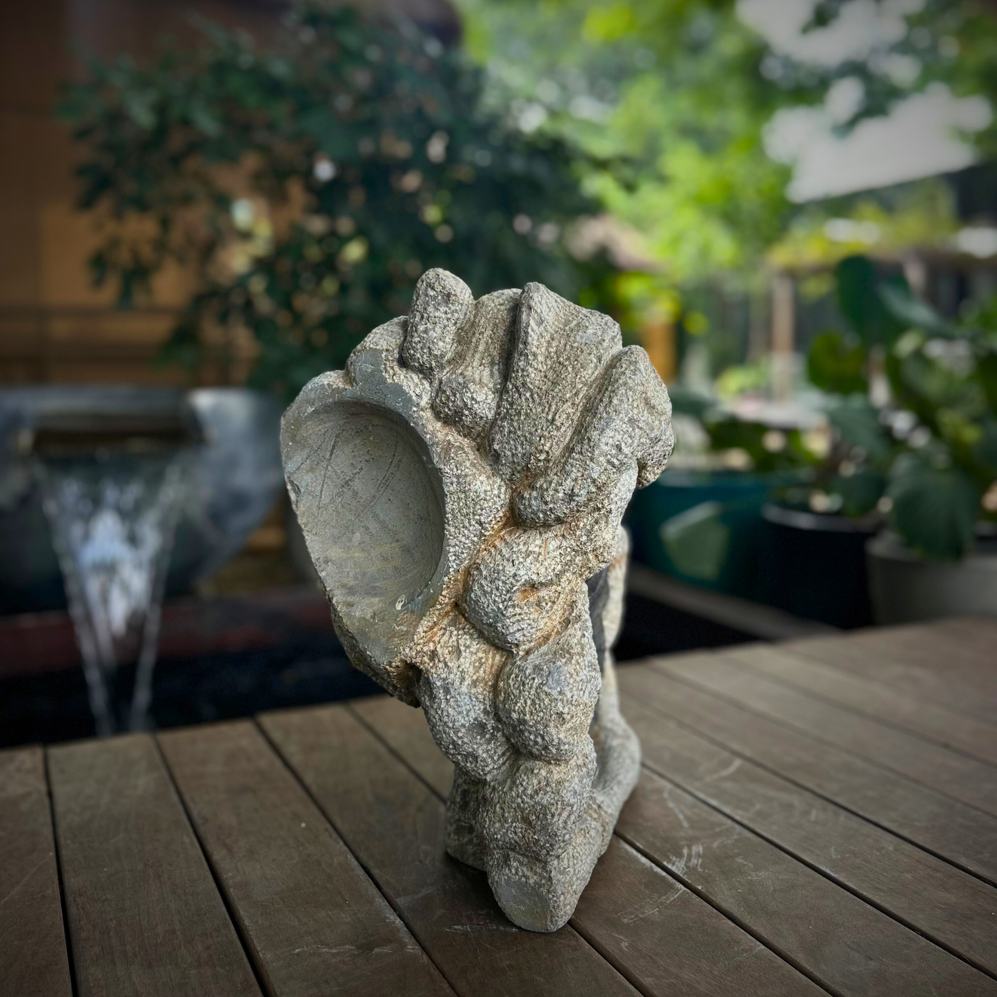 Resting Face Stone Sculpture Type 2