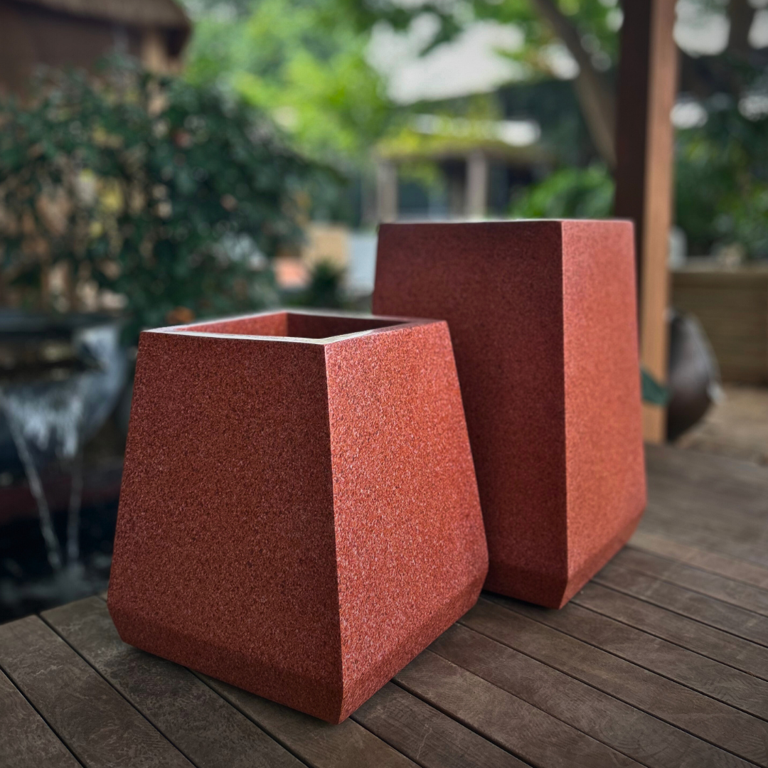 Planter 111