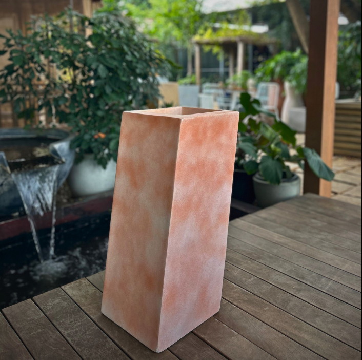 Planter 017