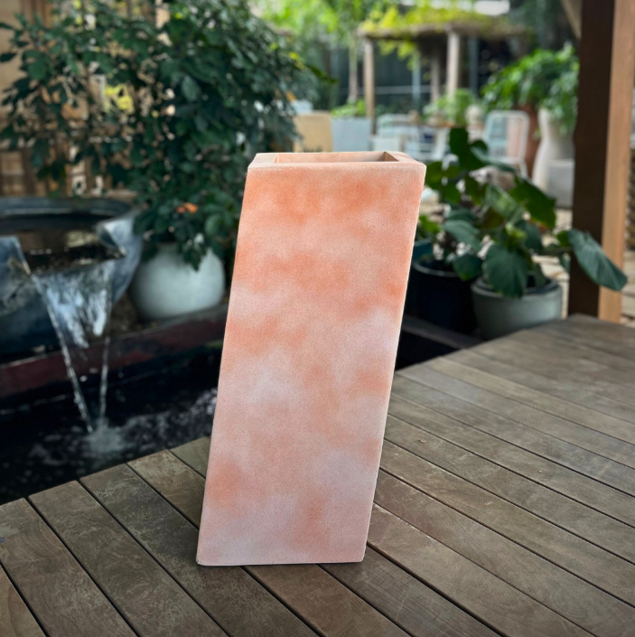 Planter 017